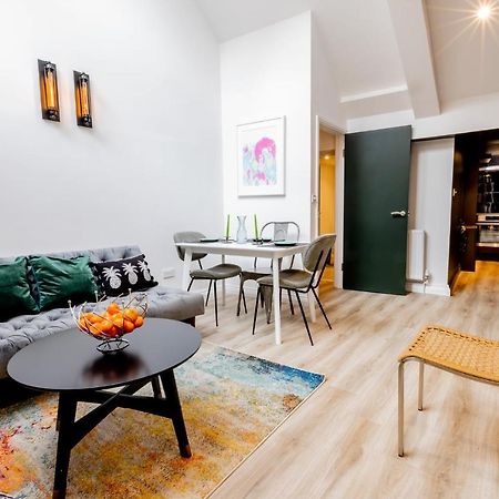 Modern 2 Bedroom Queen Street Apartment Норуич Екстериор снимка
