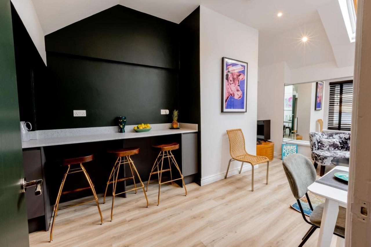 Modern 2 Bedroom Queen Street Apartment Норуич Екстериор снимка