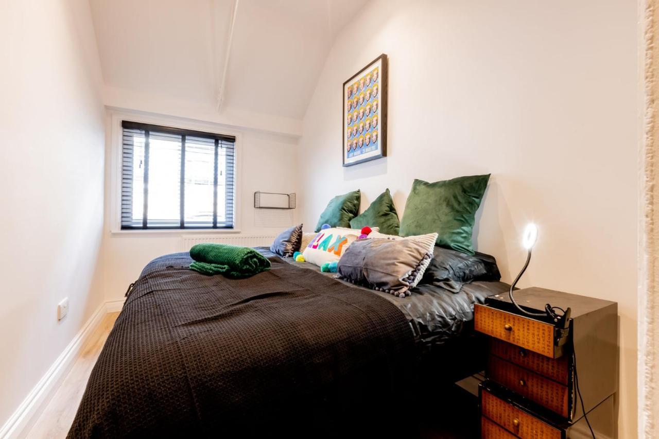 Modern 2 Bedroom Queen Street Apartment Норуич Екстериор снимка